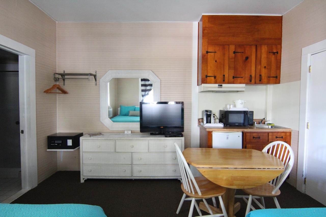 Holliday Inn Of Folly Beach Buitenkant foto